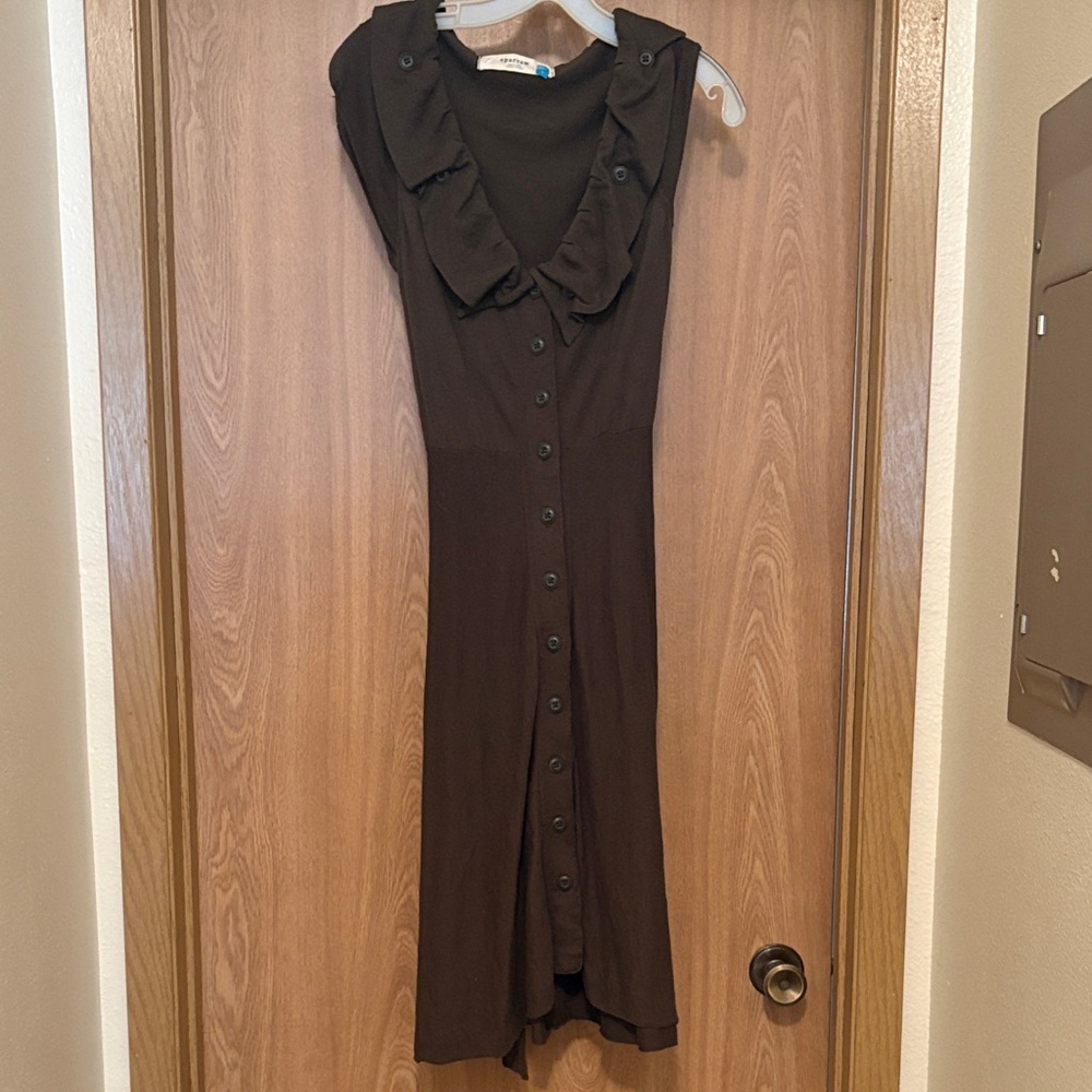 Sparrow Elegant Olive Green Button-Down Midi Dress Size S